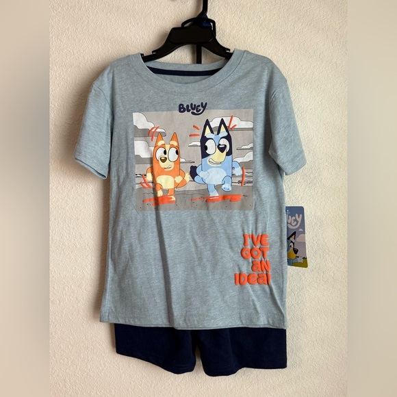 Bluey Boys Matching Set - Gray and Navy Short Sleeve top and shorts size 5T-NWT - Picture 3 of 6